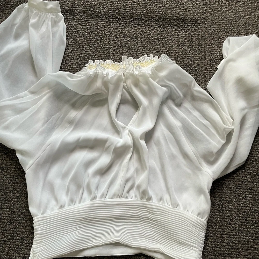 Zara White Puff Sleeve Ruffled Crop Blouse